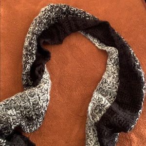 BP infinity scarf